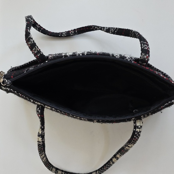 Vera Bradley Tweed East West Bag Purse Limited Edition Black, White, Red - Picture 5 of 8